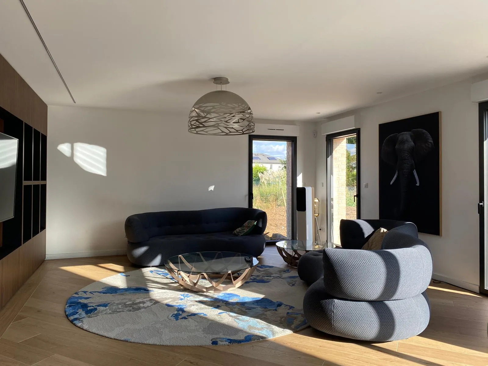 Salon canape tapis rond — Maison neuve, les Weppes, Les Weppes