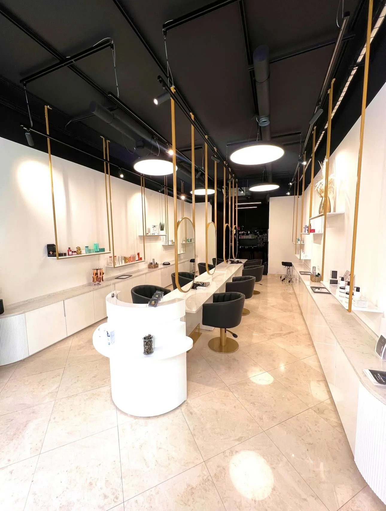 Accueil zone de coiffage — Salon de coiffure, Lille centre